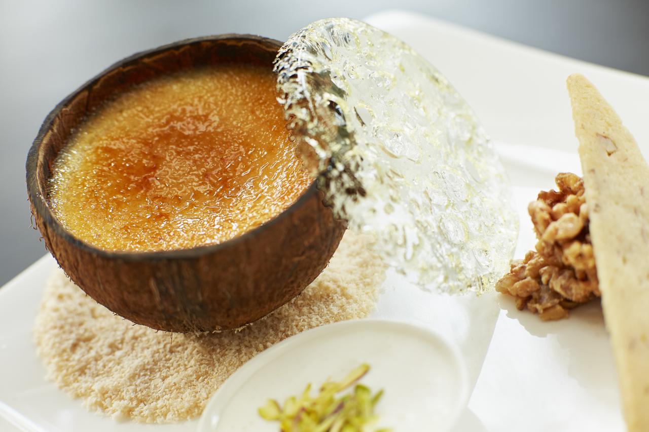 Taj Swarna, Amritsar Hotell Eksteriør bilde A crème brûlée