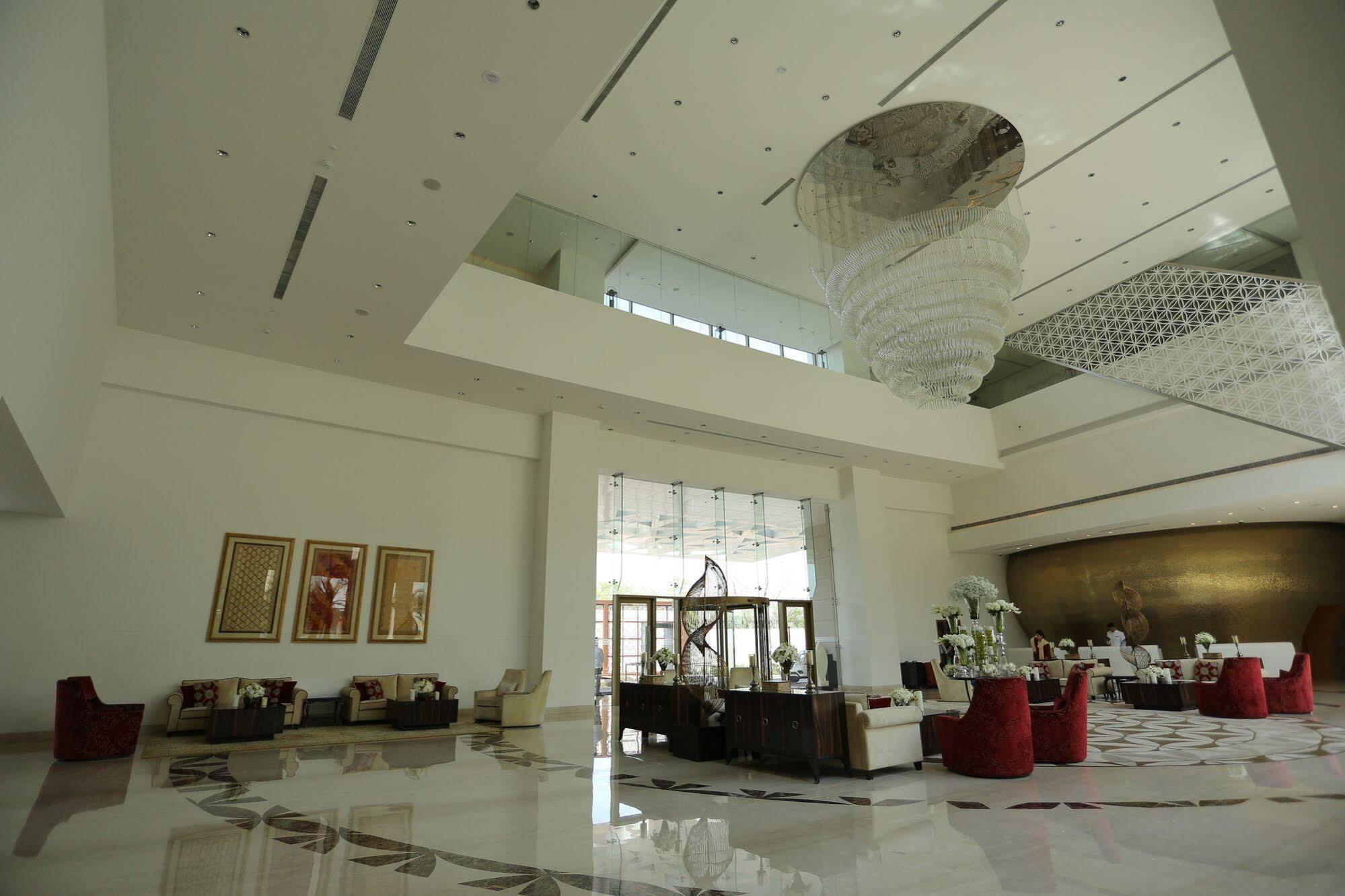 Taj Swarna, Amritsar Hotell Eksteriør bilde Lobby