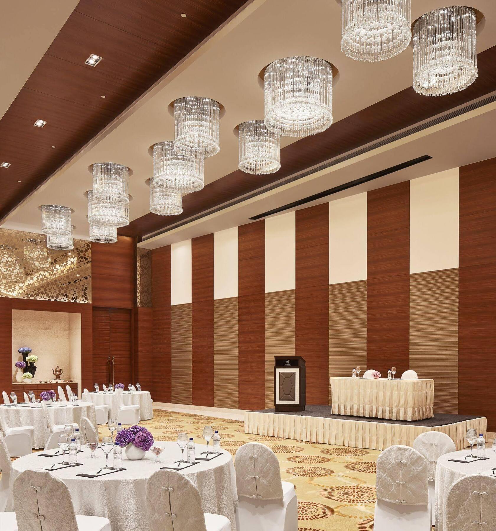 Taj Swarna, Amritsar Hotell Eksteriør bilde The Royal Ballroom
